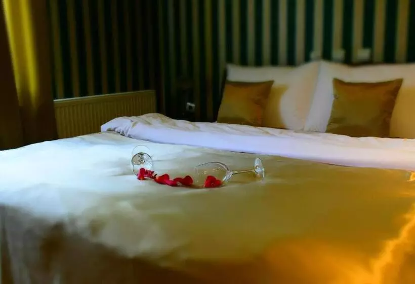 Fotos del hotel Garni  Garsonlux Ns:  16