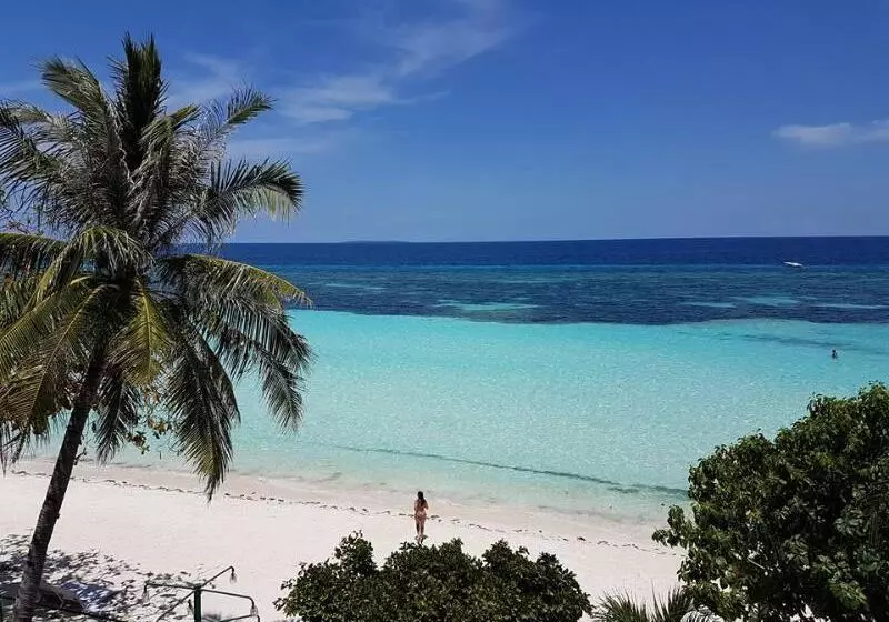 Fotos del hotel Dumaluan Beach Resort:  6