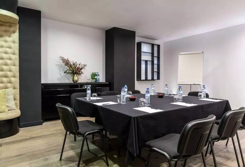 Fotos del hotel 9hotel Mercy:  17