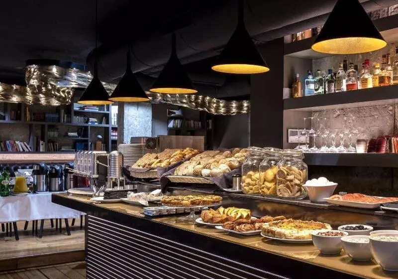 Fotos del hotel 9hotel Mercy:  25