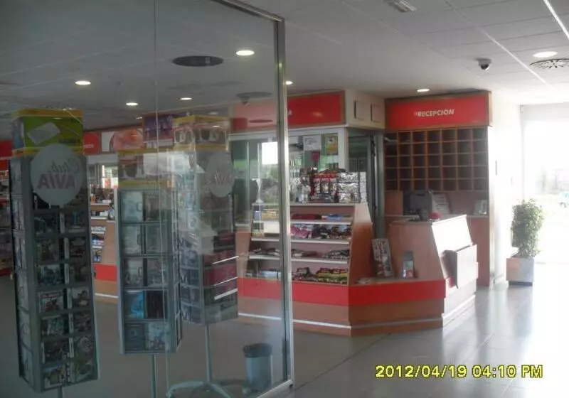 Fotos del hotel Villa De Los Arcos:  13