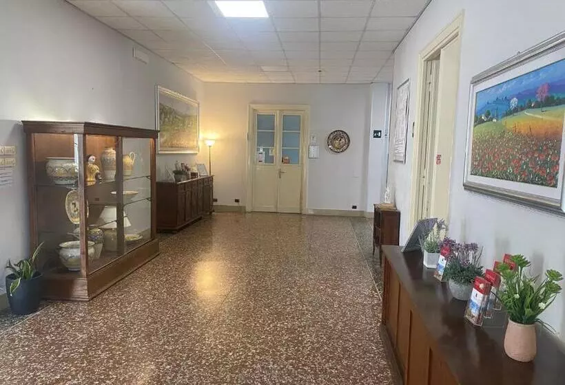 Fotos del hotel Casa La Salle - Casa Religiosa:  13