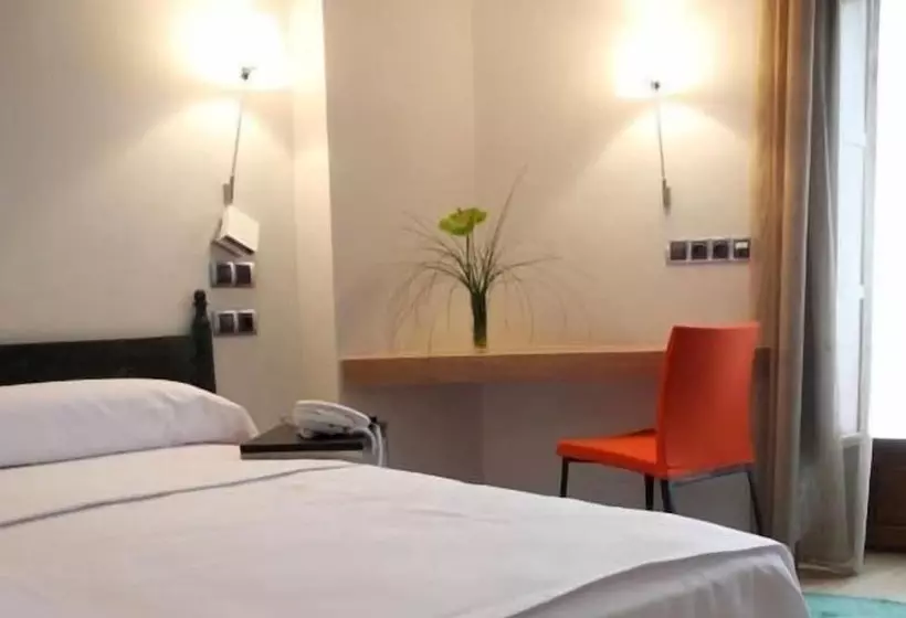 Fotos del hotel Hospederia Chapitel:  22