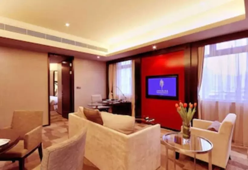 Fotos del hotel Royal Suites & Tower:  12