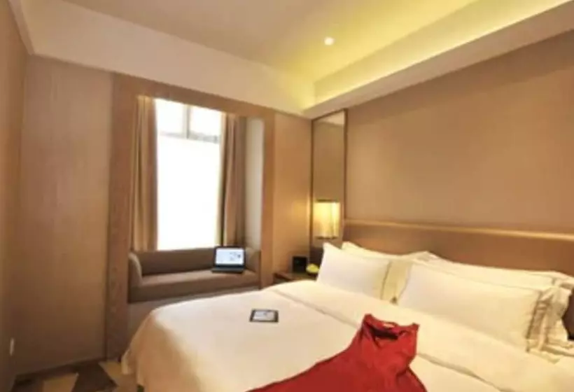 Fotos del hotel Royal Suites & Tower:  7