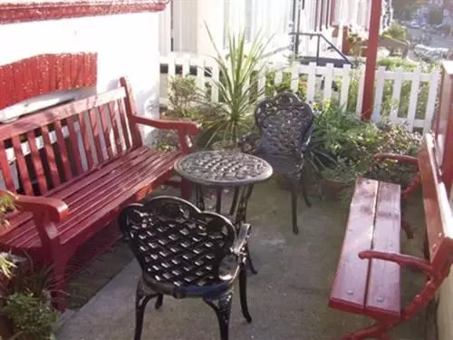 Fotos del hotel The Meltham Guest House:  4