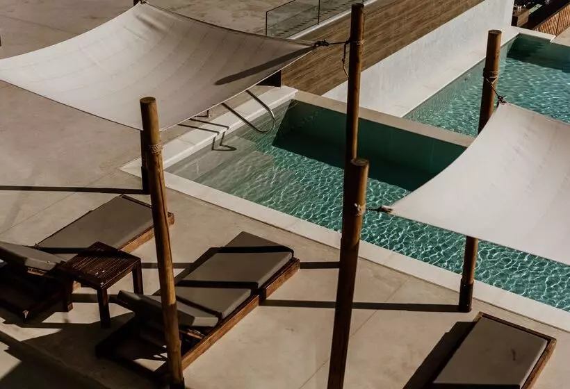 Fotos del hotel Cavo Zoe Seaside:  3