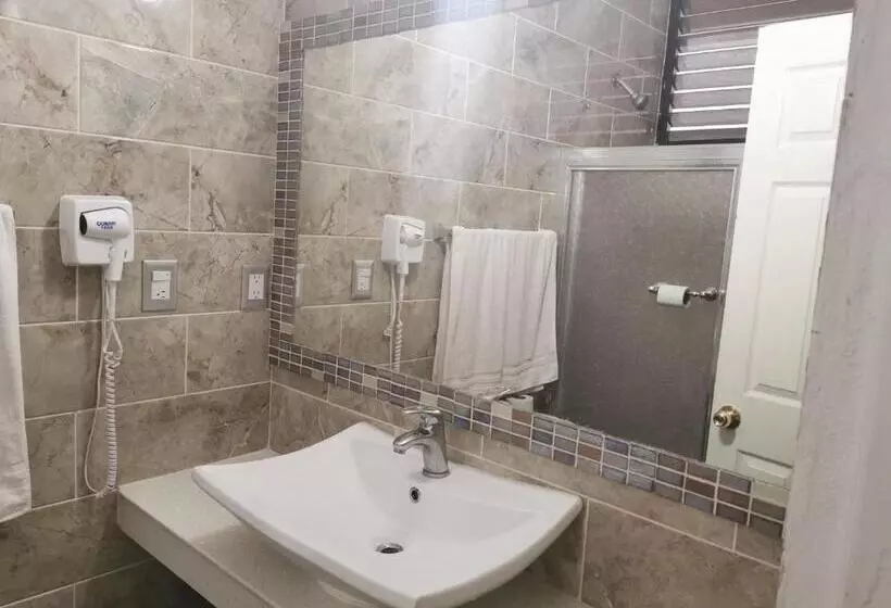 Fotos del hotel Doralba Inn:  7