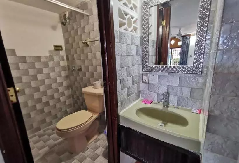 Fotos del hotel Doralba Inn:  13