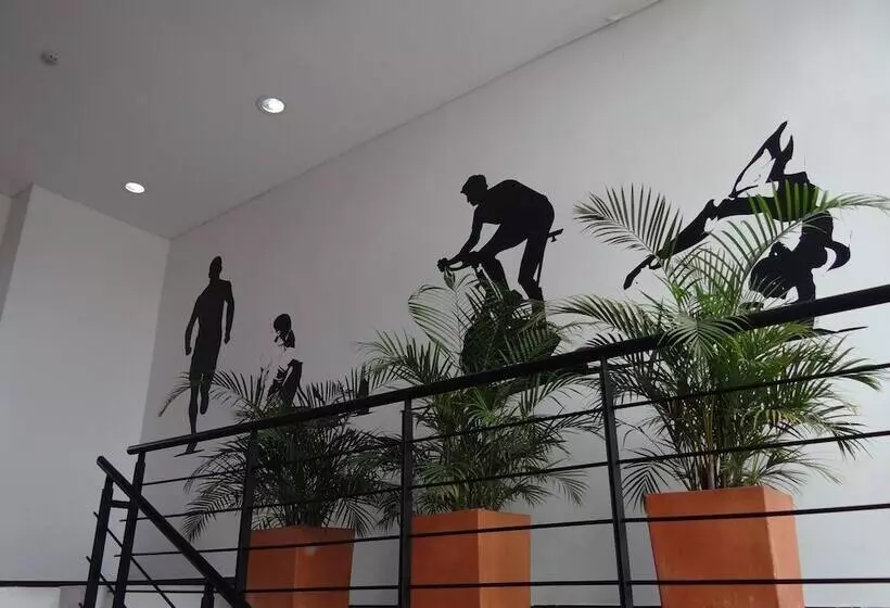 Fotos del hotel Bh Parque 93:  8