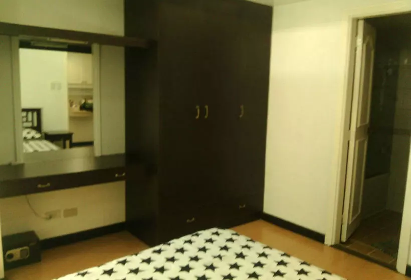 Fotos del hotel The Baywatch Tower Manila:  11