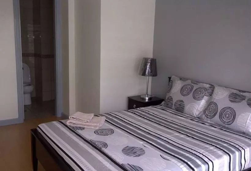 Fotos del hotel The Baywatch Tower Manila:  22