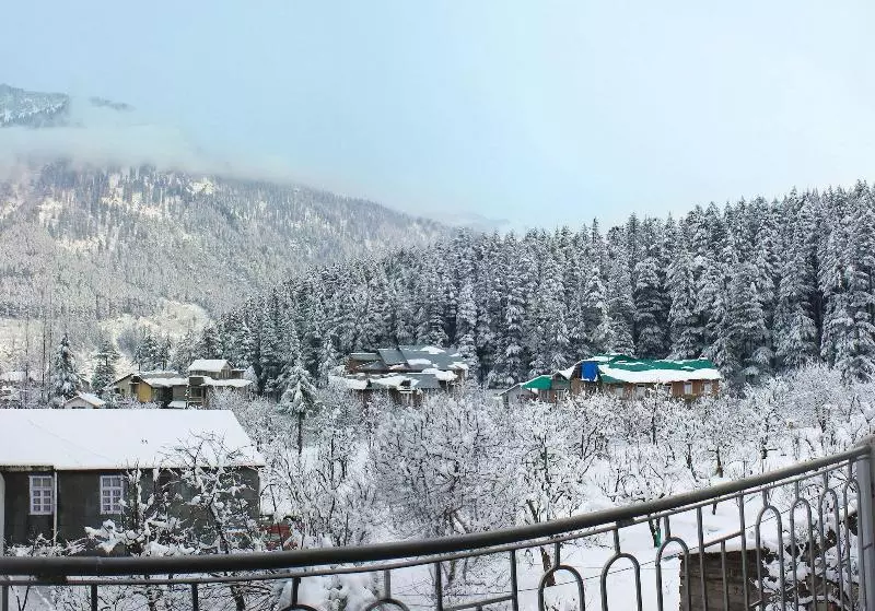 Fotos del hotel The Orchard Greens:  11