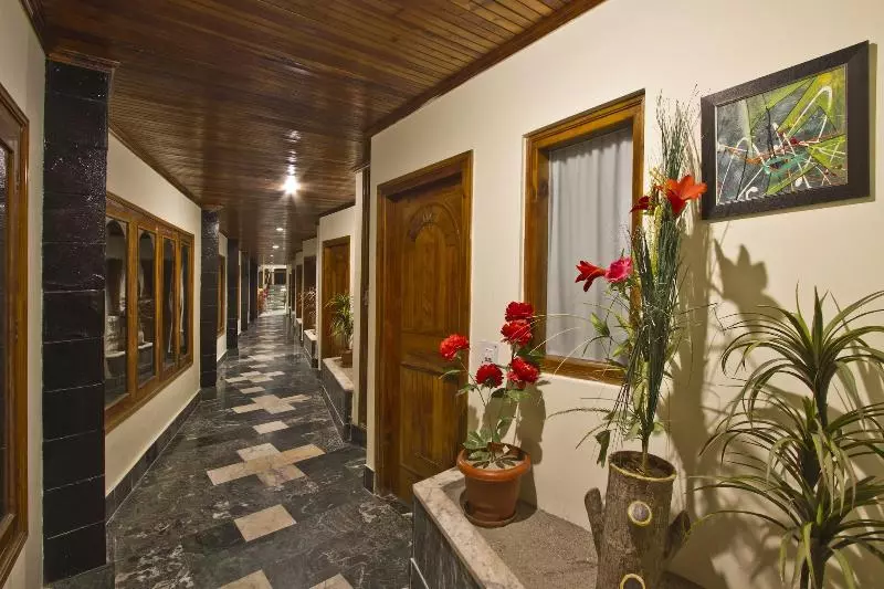 Fotos del hotel The Orchard Greens:  16