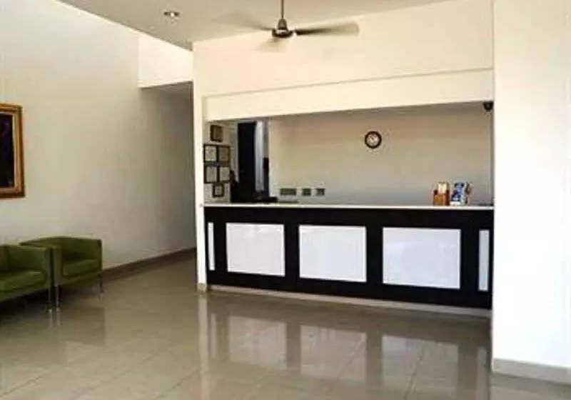 Fotos del hotel Brandts Los Robles De San Juan:  2