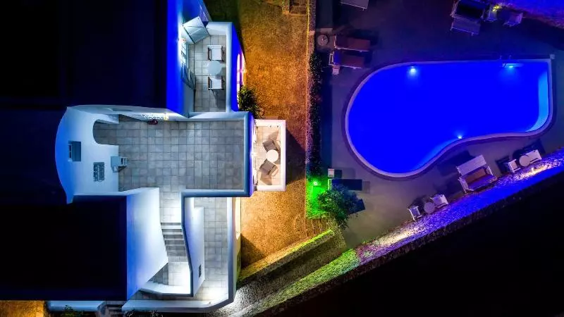 Fotos del hotel Lavarock Santorini:  10