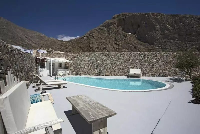 Fotos del hotel Lavarock Santorini:  7