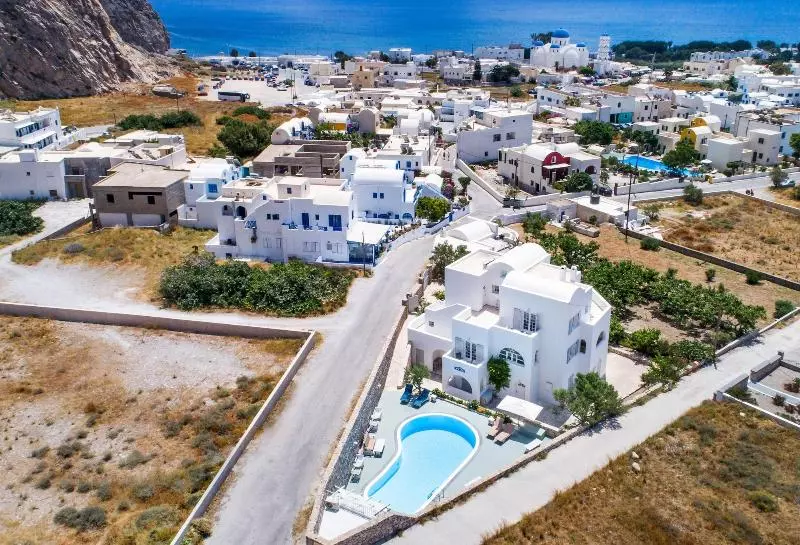 Fotos del hotel Lavarock Santorini:  6