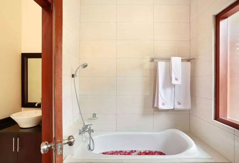 Fotos del hotel The Batu Belig  & Spa:  16