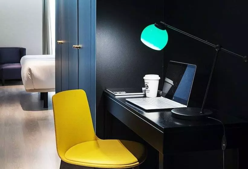 Fotos del hotel One Shot Luchana 22:  24