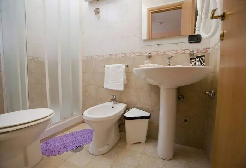 Fotos del hotel Cineholiday:  5