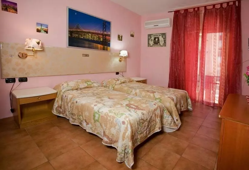 Fotos del hotel Cineholiday:  15