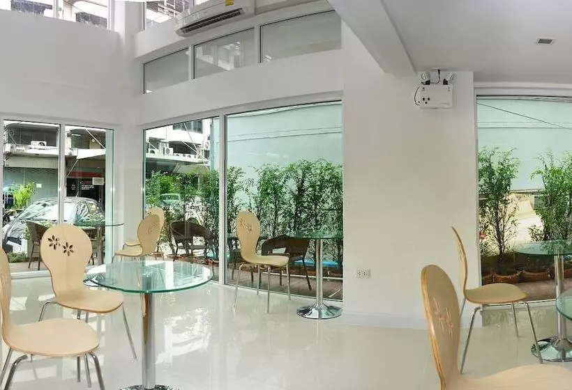 Fotos del hotel Nantra Ekamai:  12