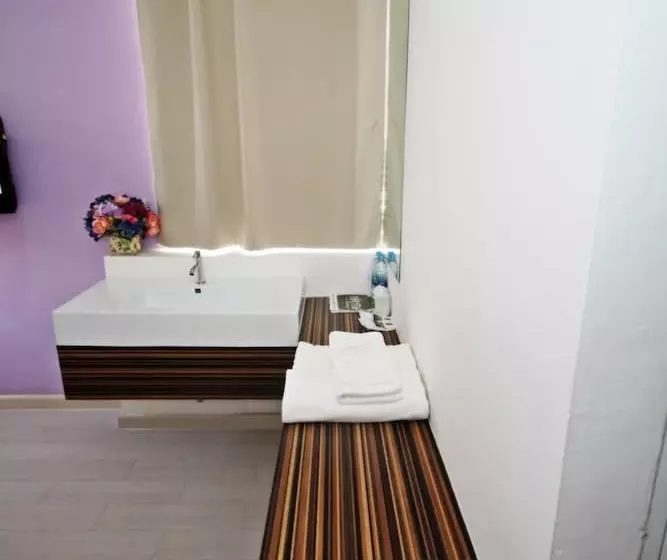 Fotos del hotel Nantra Ekamai:  13