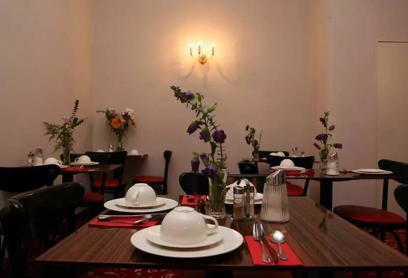 Fotos del hotel Pension Baron Am Schottentor:  4