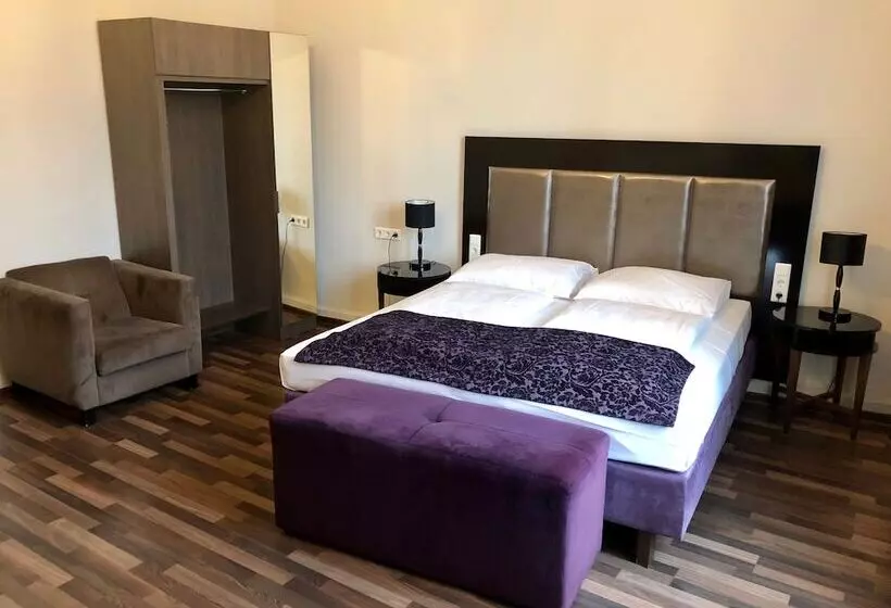 Fotos del hotel Pension Baron Am Schottentor:  21