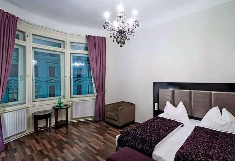 Fotos del hotel Pension Baron Am Schottentor:  12