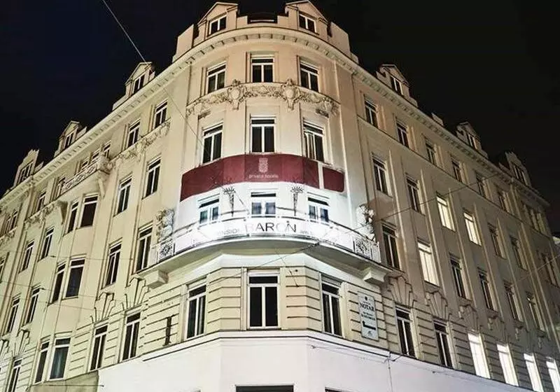 Fotos del hotel Pension Baron Am Schottentor:  6