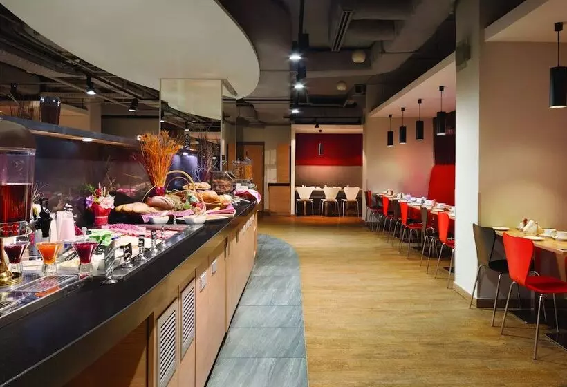 Fotos del hotel Ramada Encore Kyiv:  9