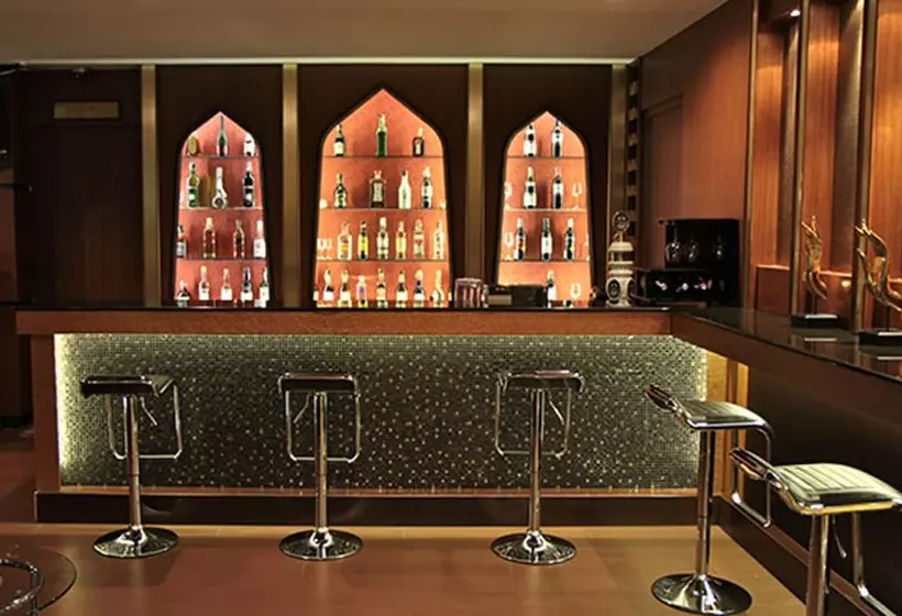 Fotos del hotel Suvarnabhumi Suite:  3