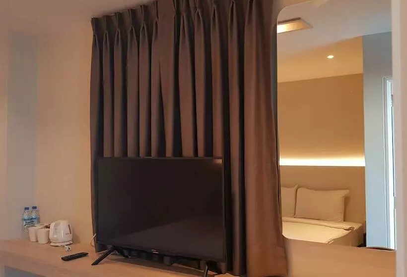 Fotos del hotel The Phoenix Hotel Bangkok:  9