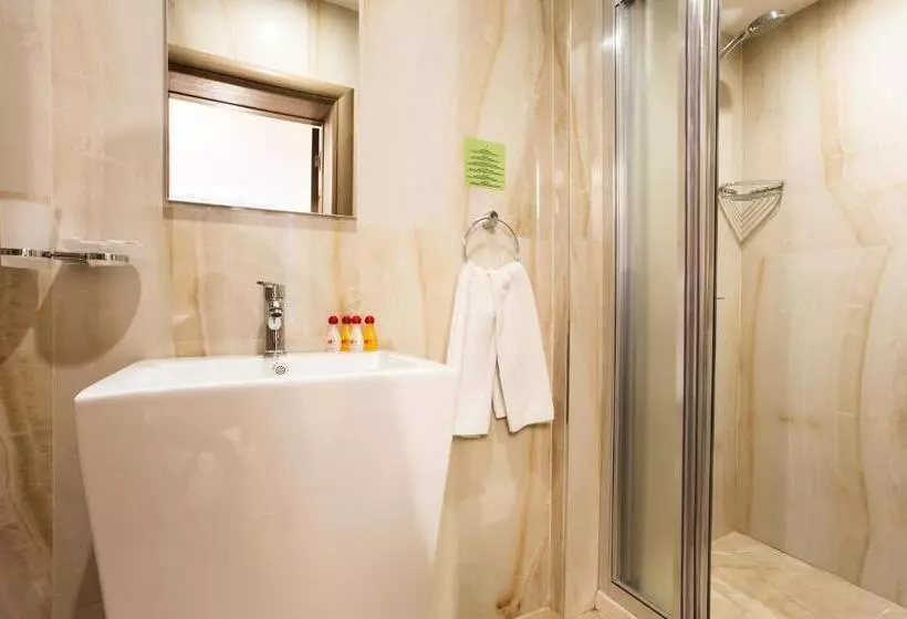 Fotos del hotel Sofia Place Hotel By Hmg:  6