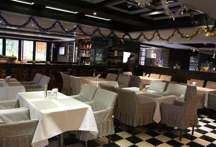 Fotos del hotel La Perle International:  18