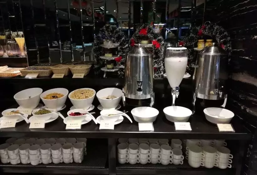 Fotos del hotel La Perle International:  16