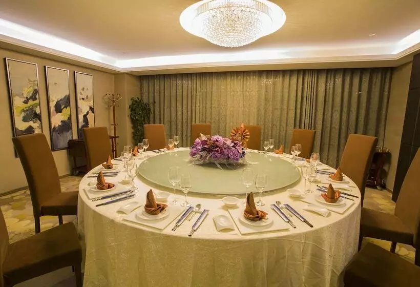 Fotos del hotel La Perle International:  4