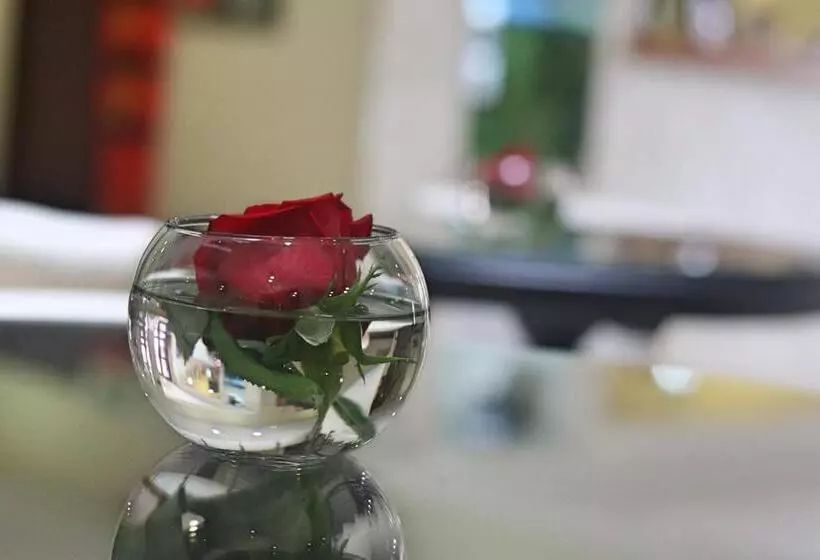 Fotos del hotel Cora 96 Street:  15