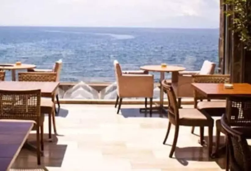 Fotos del hotel Dreams De Los Volcanes Puerto Varas:  8