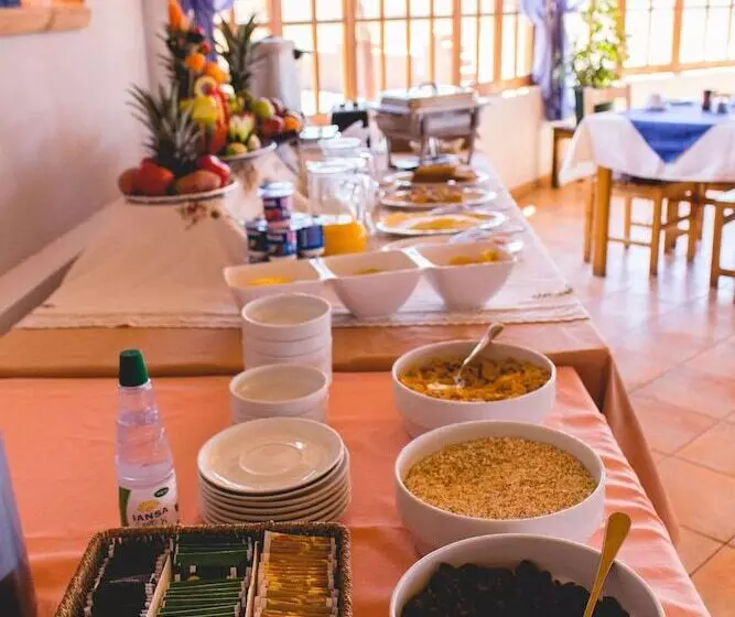 Fotos del hotel Iorana Tolache:  11