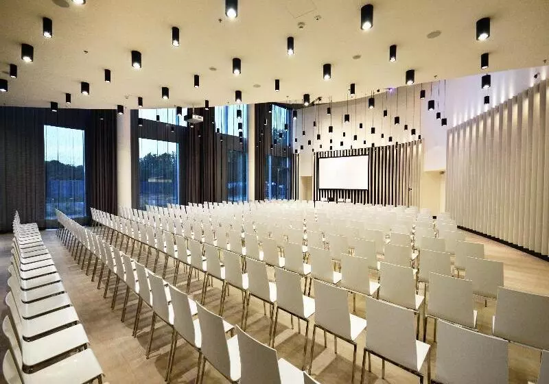 Fotos del hotel Sound Garden  Airport:  20