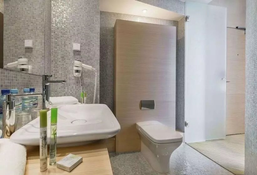 Fotos del hotel Sound Garden  Airport:  24