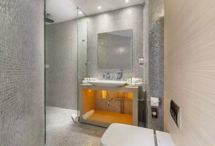 Fotos del hotel Sound Garden  Airport:  7