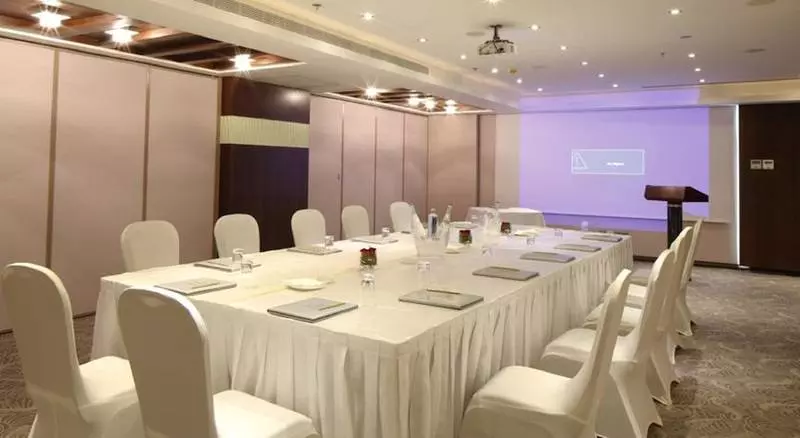 Fotos del hotel Ewaa Express Petal:  7