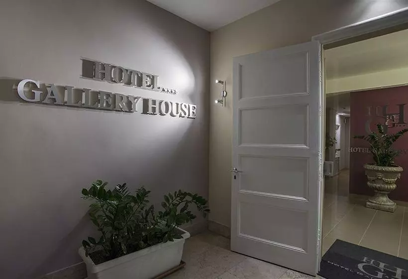 Fotos del hotel Smart  Gallery House:  13