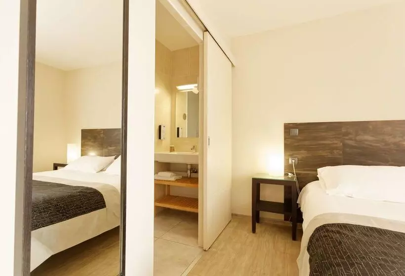 Fotos del hotel Kyriad Perpignan Sud:  15