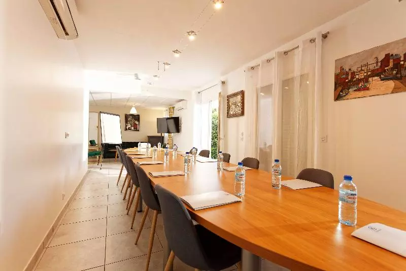 Fotos del hotel Kyriad Perpignan Sud:  18