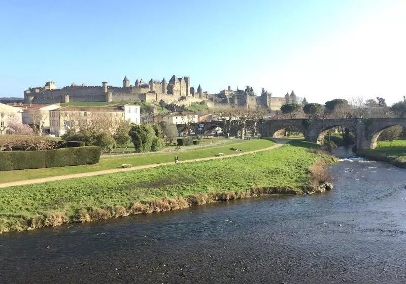 Fotos del hotel Hôtel La Bastide Saint Martin:  8